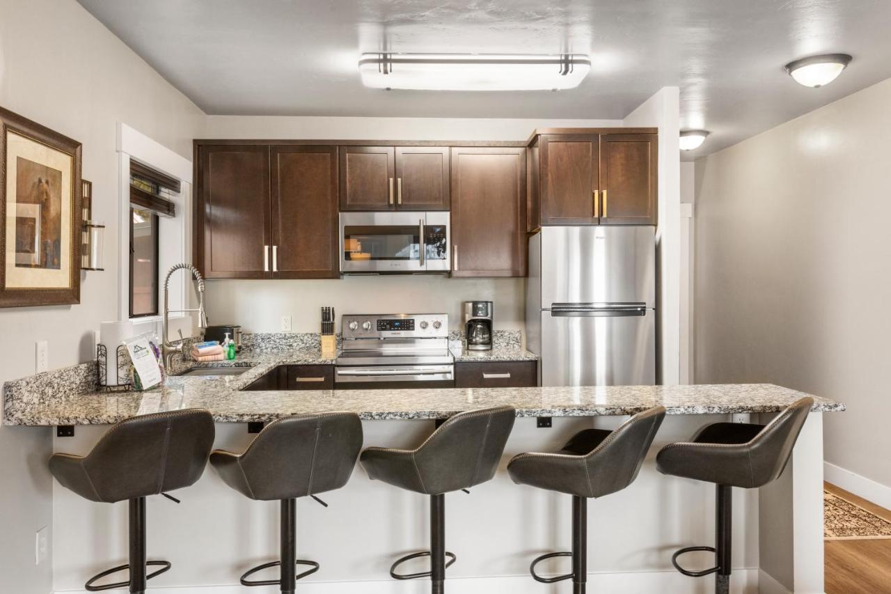 The Yellowstone Hideaway Unit A West Yellowstone Bagian luar foto