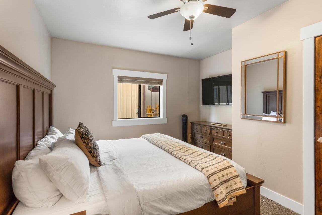 The Yellowstone Hideaway Unit A West Yellowstone Bagian luar foto